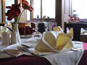 Connemara Gateway Hotel Оугтерард Екстериор снимка
