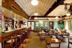 Connemara Gateway Hotel Оугтерард Екстериор снимка